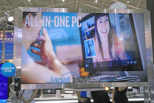 Computex 2015 Booth Raid Intel - All in One PC