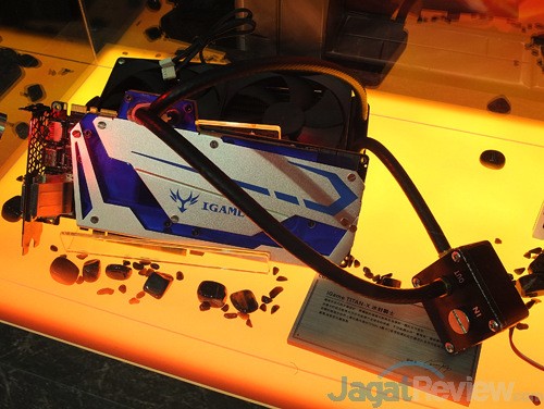 Computex 2015 Colorful Chaintech iGame TITAN X