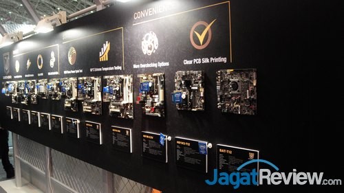 Computex 2015 - ECS Motherboard 01