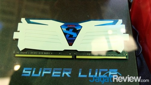 Computex 2015 - GeIL 01