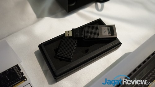 Computex 2015: Klevv, Produsen Memory Enthusiast Class Dari Korea Selatan 3 Computex 2015 - Klevv 03