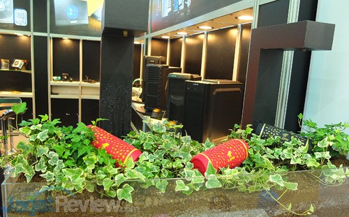 Computex 2015 Booth Raid: LEPA – Casing & Power Supply 11 Computex 2015 LEPA BTS02 Water Test