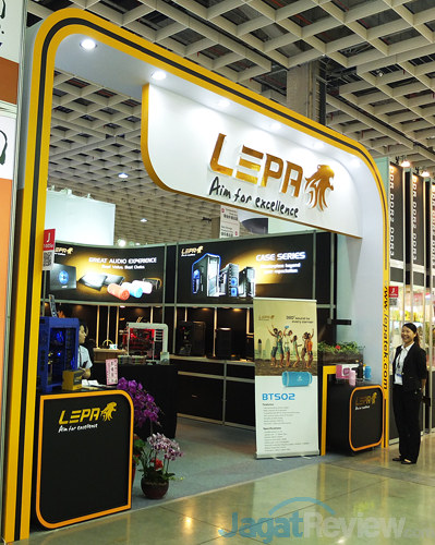 Computex 2015 Booth Raid: LEPA – Casing & Power Supply 1 Computex 2015 Lepa Booth
