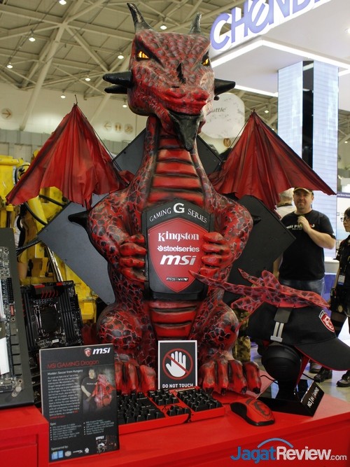 Computex 2015: Aneka PC Kreatif Berbasis Lini Motherboard MSI 3 Computex 2015 - MSI GAMING Dragon