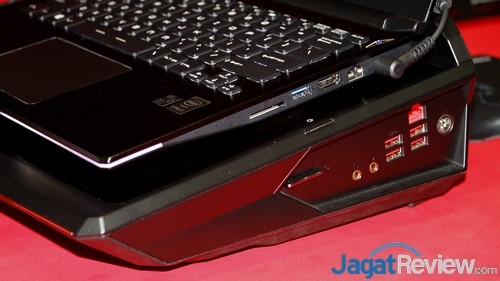 Computex 2015 - MSI Gaming Dock Mini 01