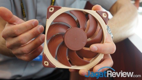 Computex 2015 Booth Raid: Noctua 11 Computex 2015 - Noctua 11