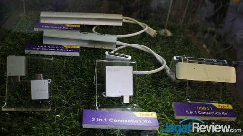 Computex 2015 Booth Raid: PNY 2 Konverter USB Type C ke Female Type A dan USB 3.1 Hub dengan konektor USB Type C dari PNY