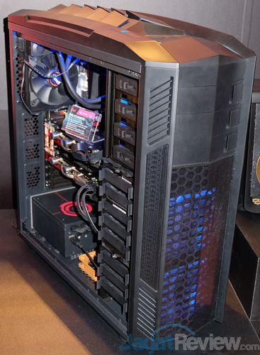 Computex 2015 Rosewill NightHawk 117