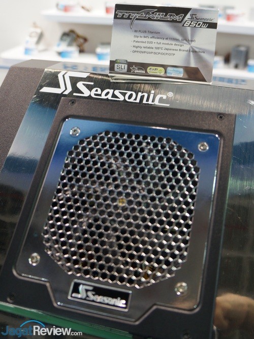 Computex 2015 Booth Raid: Seasonic 8 Computex 2015 - Seasonic 11