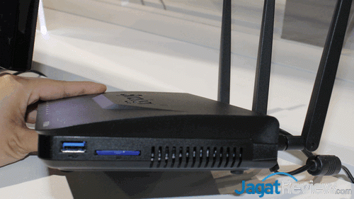 Computex 2015 - Synology 02