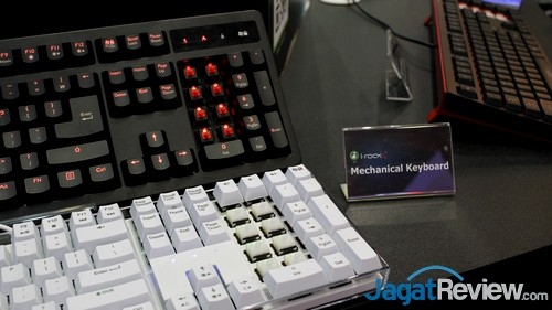 Computex 2015: Booth Raid i-rocks 2 Computex 2015 - i-rocks 02