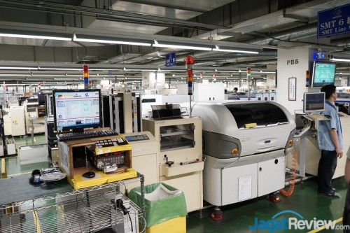 Gigabyte factory tour  12