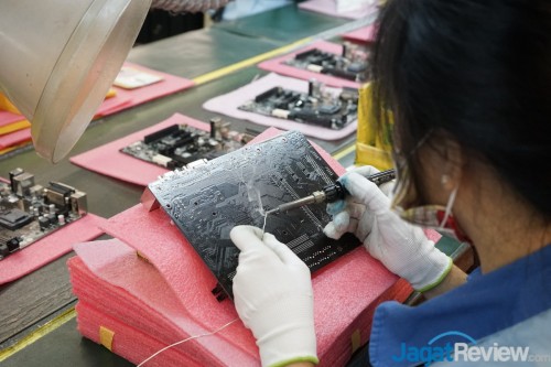 Gigabyte factory tour  20