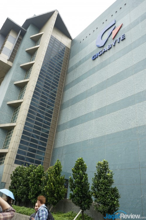 Gigabyte factory tour  4