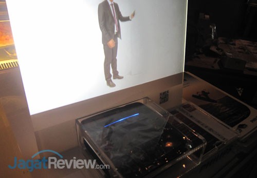 Philips Resmi Hadirkan Dua Seri Proyektor di Indonesia 6 IMG_0567
