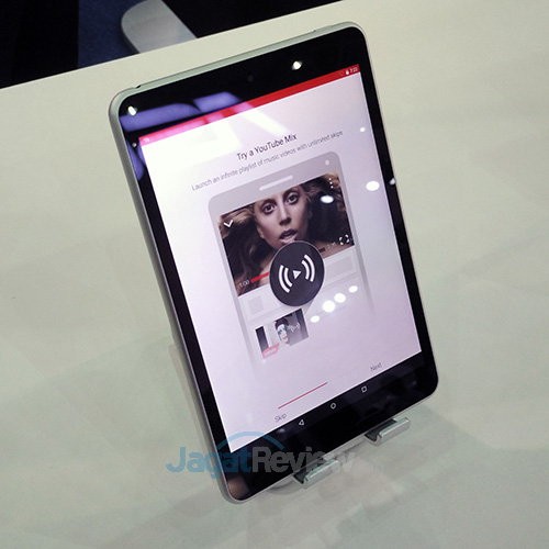 Intel Booth Raid Computex 2015 - Nokia N1