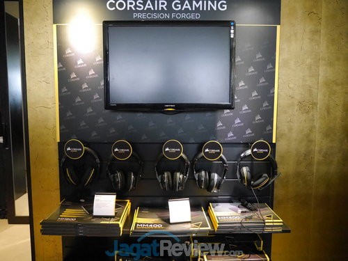 Computex 2015: Booth Raid Corsair 10 P9880027