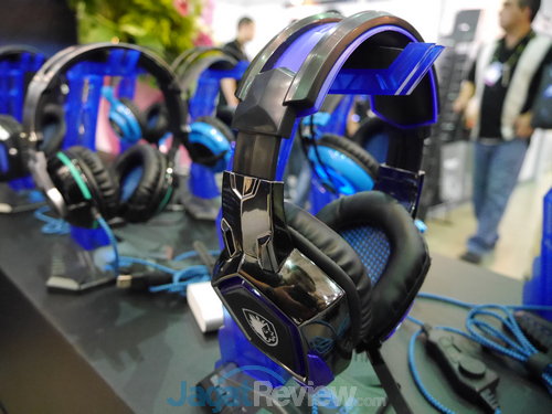 Computex 2015 Booth Raid: Sades 9 P9880307