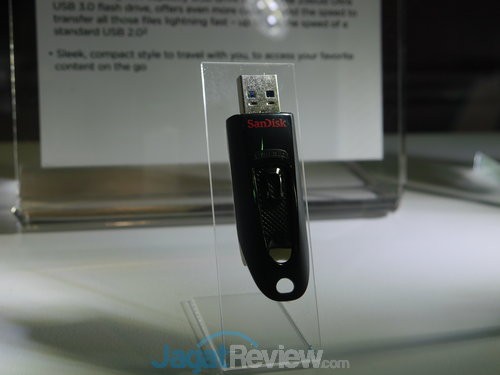 Computex 2015: Booth Raid Sandisk 5 SanDisk Ultra USB 3.0 256GB