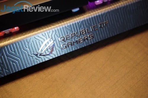 ASUS Pamerkan Keyboard dan Mouse Gaming Terbaru 3 thumb_DSC00305_1024