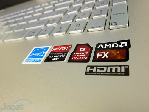 Preview Kinerja Notebook ASUS N551ZU dengan APU AMD FX 7600P 1 ASUS N551ZU AMD Logo