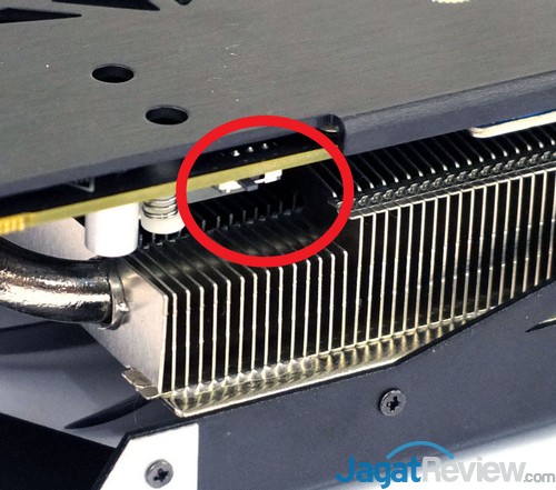 Review AMD Radeon R9 390X 4 Dual buios