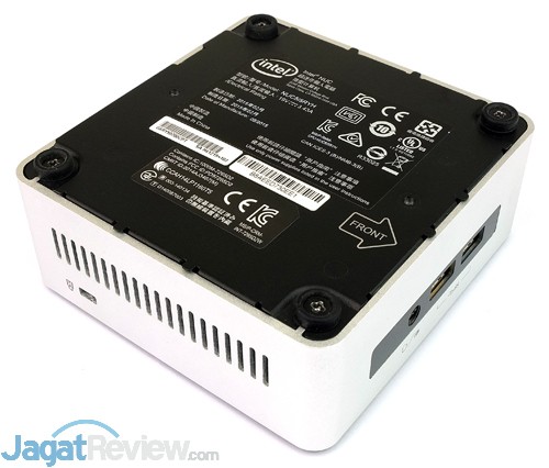 Review Mini PC Desktop: Intel NUC NUC5i5RYH 8 Intel NUC NUC5i5RYH Bottom Side