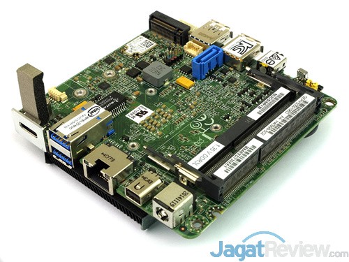 Review Mini PC Desktop: Intel NUC NUC5i5RYH 14 Intel NUC NUC5i5RYH Motherboard 02