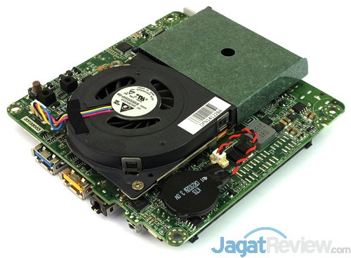 Review Mini PC Desktop: Intel NUC NUC5i5RYH 16 Intel NUC NUC5i5RYH Motherboard 04