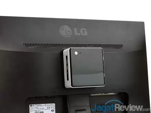 Review Mini PC Desktop: Intel NUC NUC5i5RYH 1 Intel NUC NUC5i5RYH Mounted On Monitor