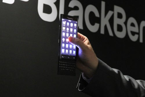 Perkuat Keamanan Mobile, BlackBerry Siap Akuisisi Good Technology 1 blackberry-slider-clean-100590794-primary.idge