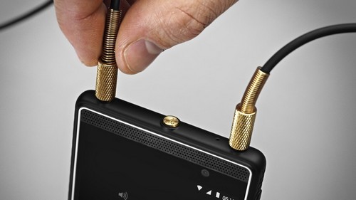 marshall_london_1040_display_lev-1024x768