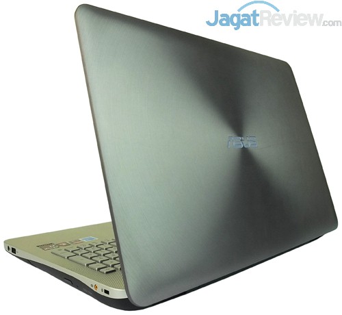 Review Notebook: ASUS N551ZU 1 ASUS N551ZU Rear Side