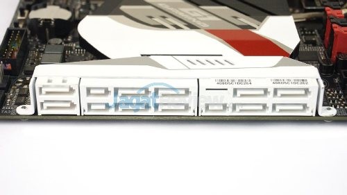 Unboxing Gigabyte Z170X-Gaming G1 13 GigabyteZ170XG1G_Slot_SATA