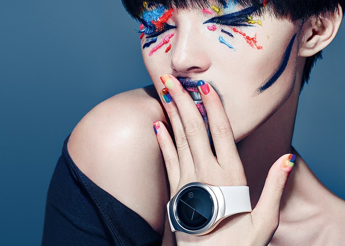 Round Samsung Gear S2 Smartwatch 1