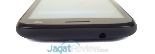 Review Smartphone Android 4G Murah: Bolt PowerPhone E1 14 Di bagian atas ada slot audio jack 3.5mm