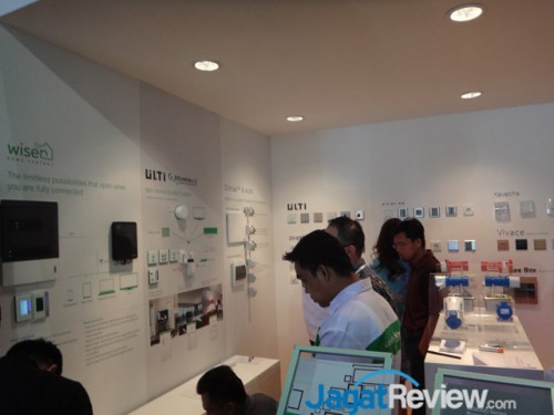 Schneider Electric Pamerkan Home-Automation di Ajang EIE 2015 3 3