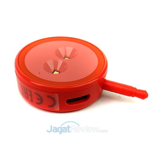 Review ASUS Lolliflash: Selfie Tanpa Gelap! 1 ASUS Lolliflash - Slot microUSB