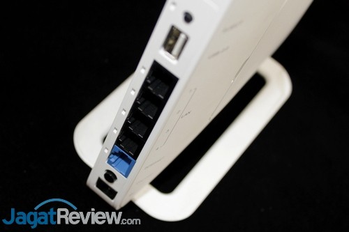 Hands-On Review Router Buffalo WXR-1900DHP 8 Buffalo WXR-1900DHP 07