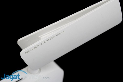 Buffalo WXR-1900DHP 09