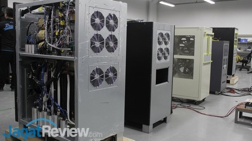 FSP Factory Tour: Mengikuti Proses Pembuatan UPS 7 FSP Factory Tour UPS - 30
