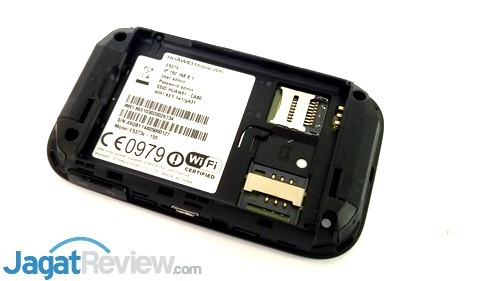 Hands-On Review: MiFi 4G Huawei E5373 7 Huawei E5373 06