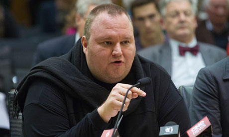 Sidang Ekstradisi Kim Dotcom Akhirnya Dimulai 1 Kim Dotcom 010