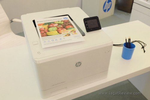 HP Luncurkan Printer SMB Baru: Performa Tinggi dan Hemat Daya 4 HP Color Laserjet Pro M452