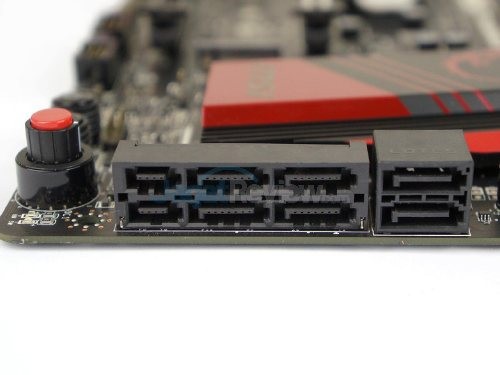 Review MSI Z170A GAMING M7 9 MSI_Z170_GAMING_M7_SATASlot