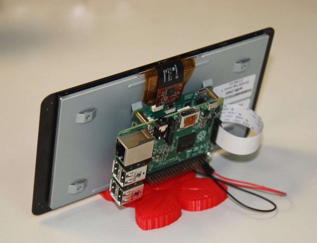 Raspberry Pi Kini Punya Layar Sentuh 1 Rasberry Pi Touch2