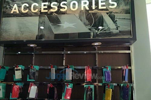Wiko Buka Experience Store Pertama 3 Wiko Experience Store - Aksesoris