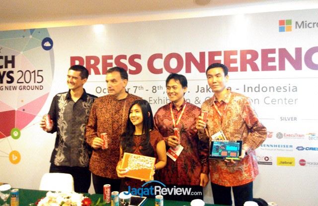 Coca-Cola & Microsoft Luncurkan Aplikasi e-Coach 1 17 e1444290952140