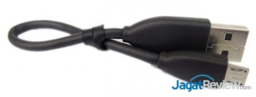 Review Power Bank FSP Beetle 5200 6 20151007132945