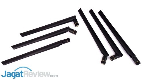 Hands-On Review Router Asus RT-AC3200 7 Asus RT-AC3200 - 07